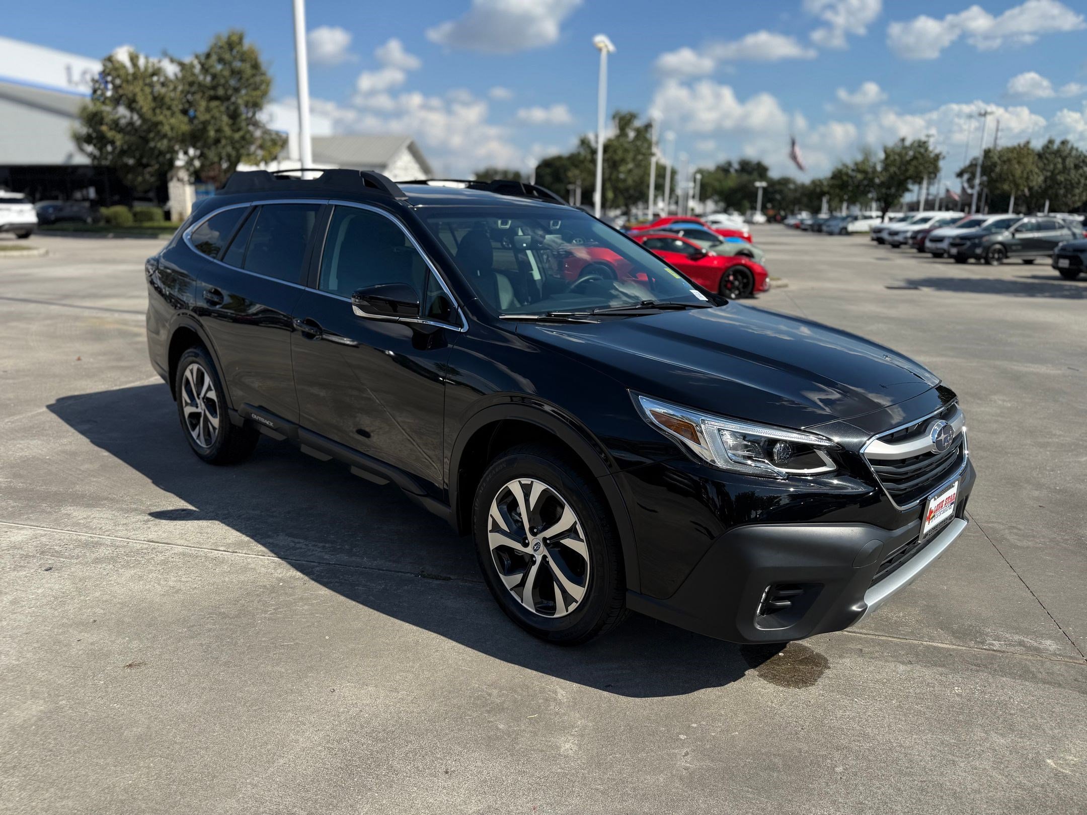 2020 Subaru Outback Limited photo 4