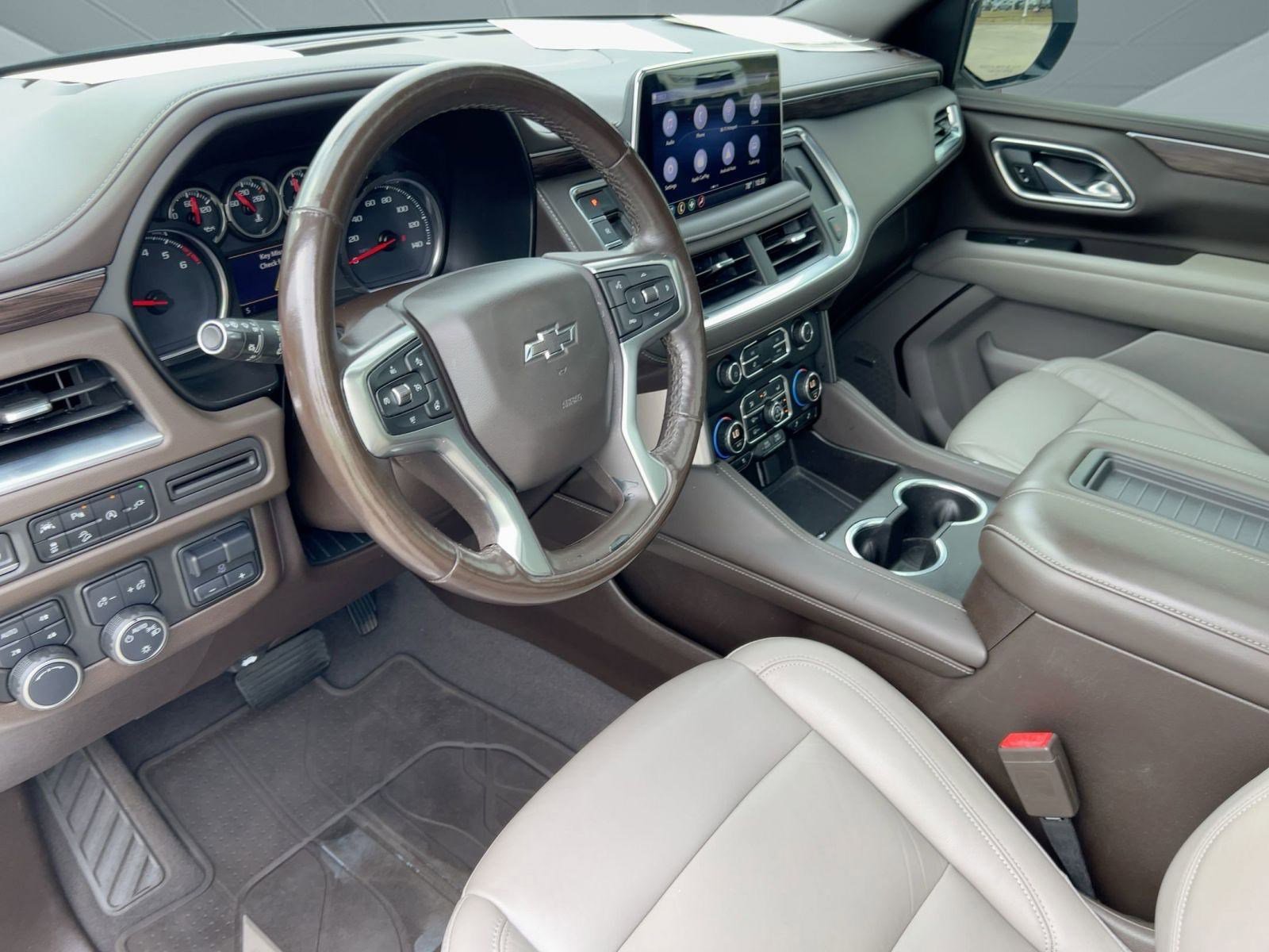 2021 Chevrolet Suburban Z71 photo 3