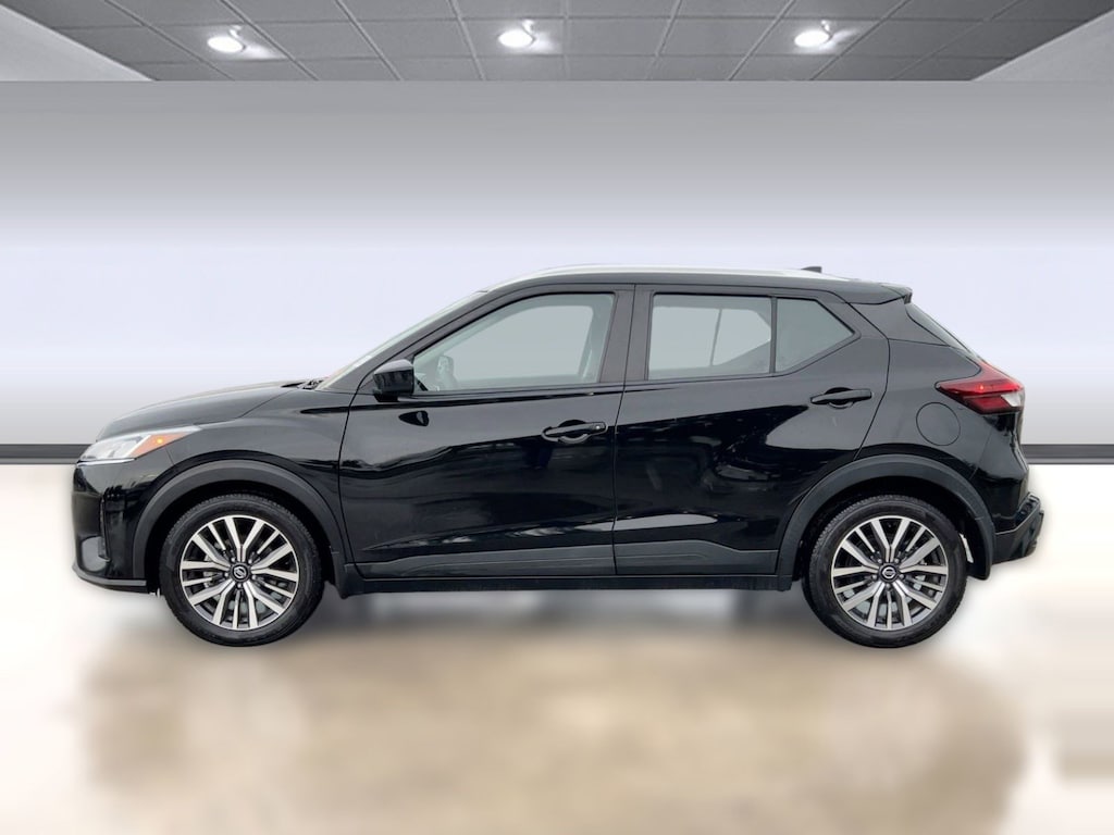 Used 2021 Nissan Kicks SV SUV