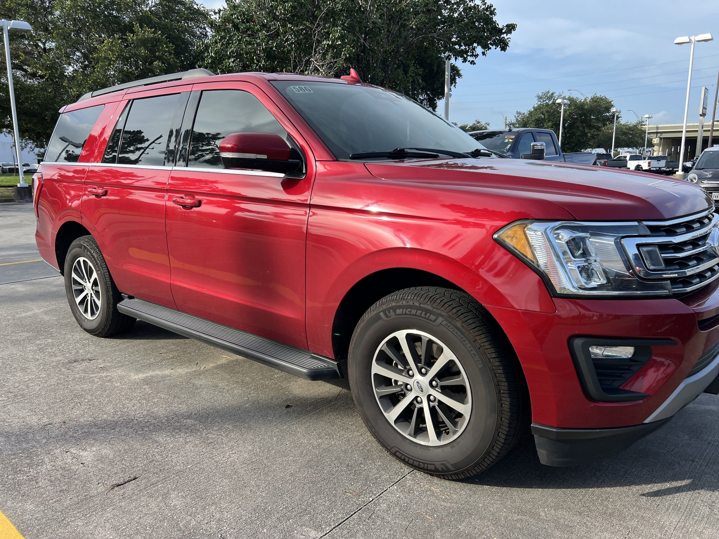 Used 2020 Ford Expedition XLT with VIN 1FMJU1HT3LEA13647 for sale in Baytown, TX