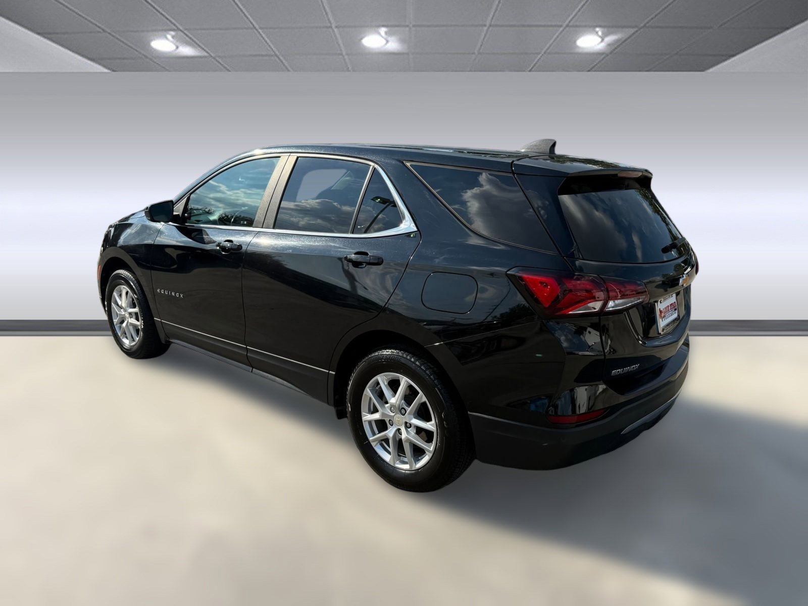 2022 Chevrolet Equinox LT photo 3