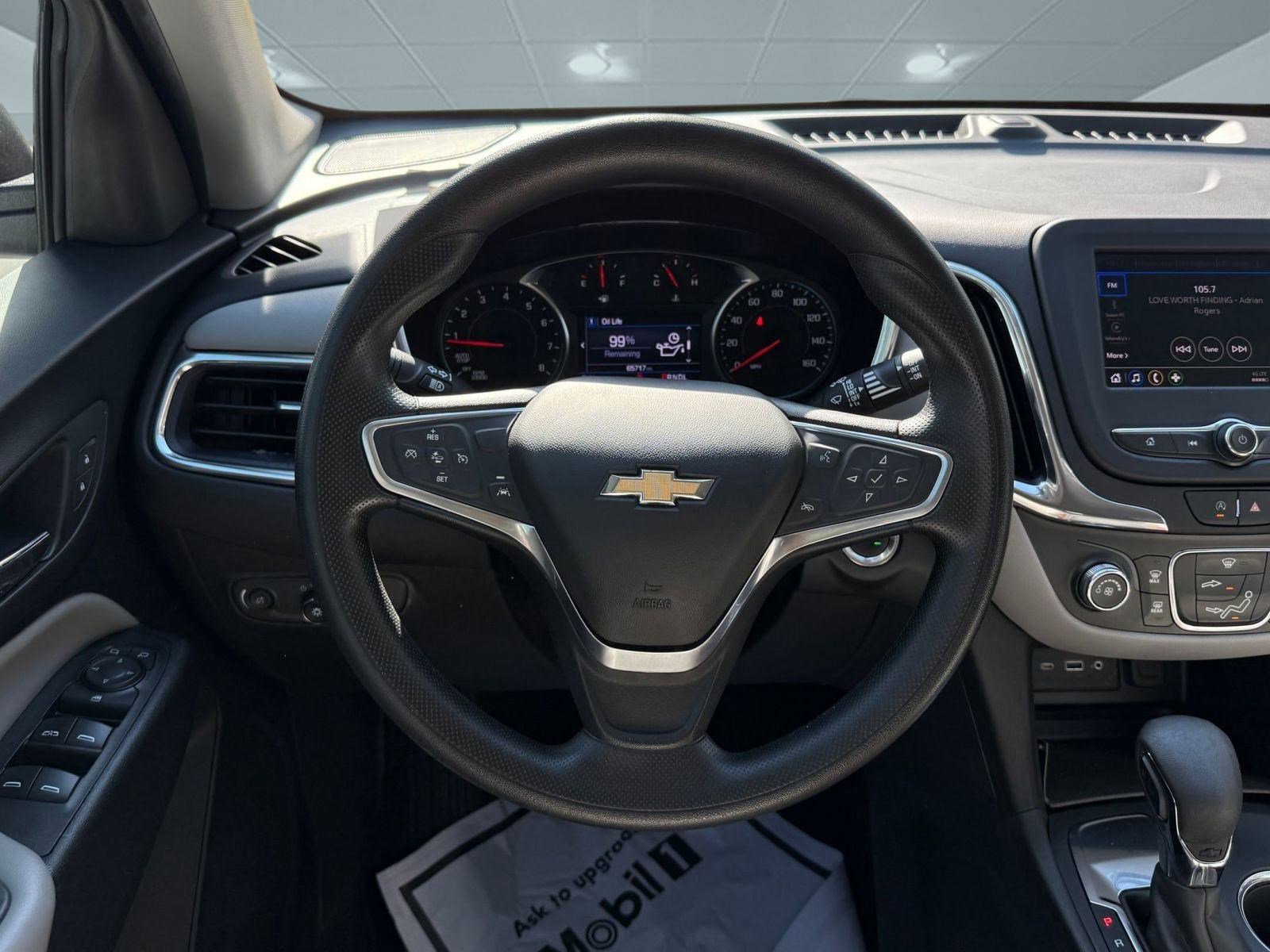 2022 Chevrolet Equinox LS photo 4