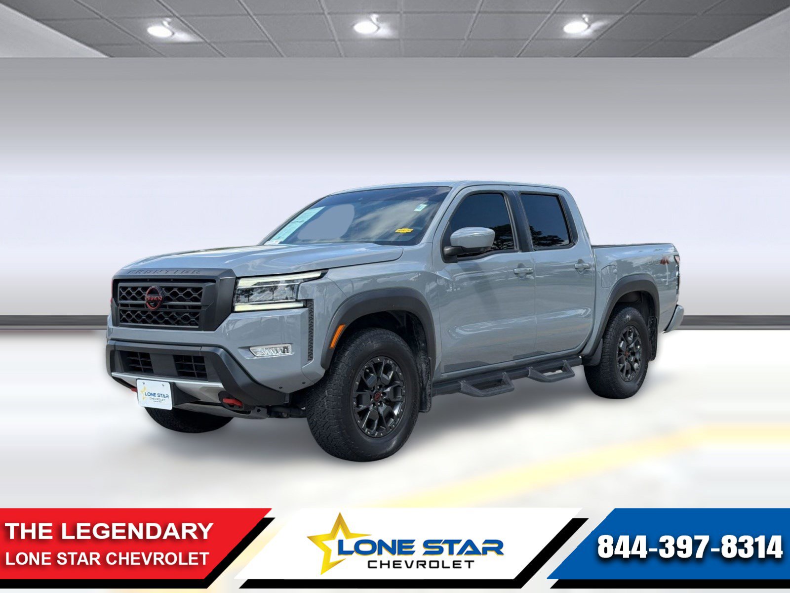 2023 Nissan Frontier PRO-4X Crew Cab 4X4's photo