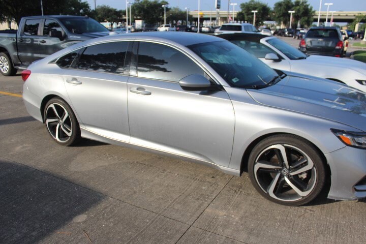 2020 Honda Accord Sport photo 4