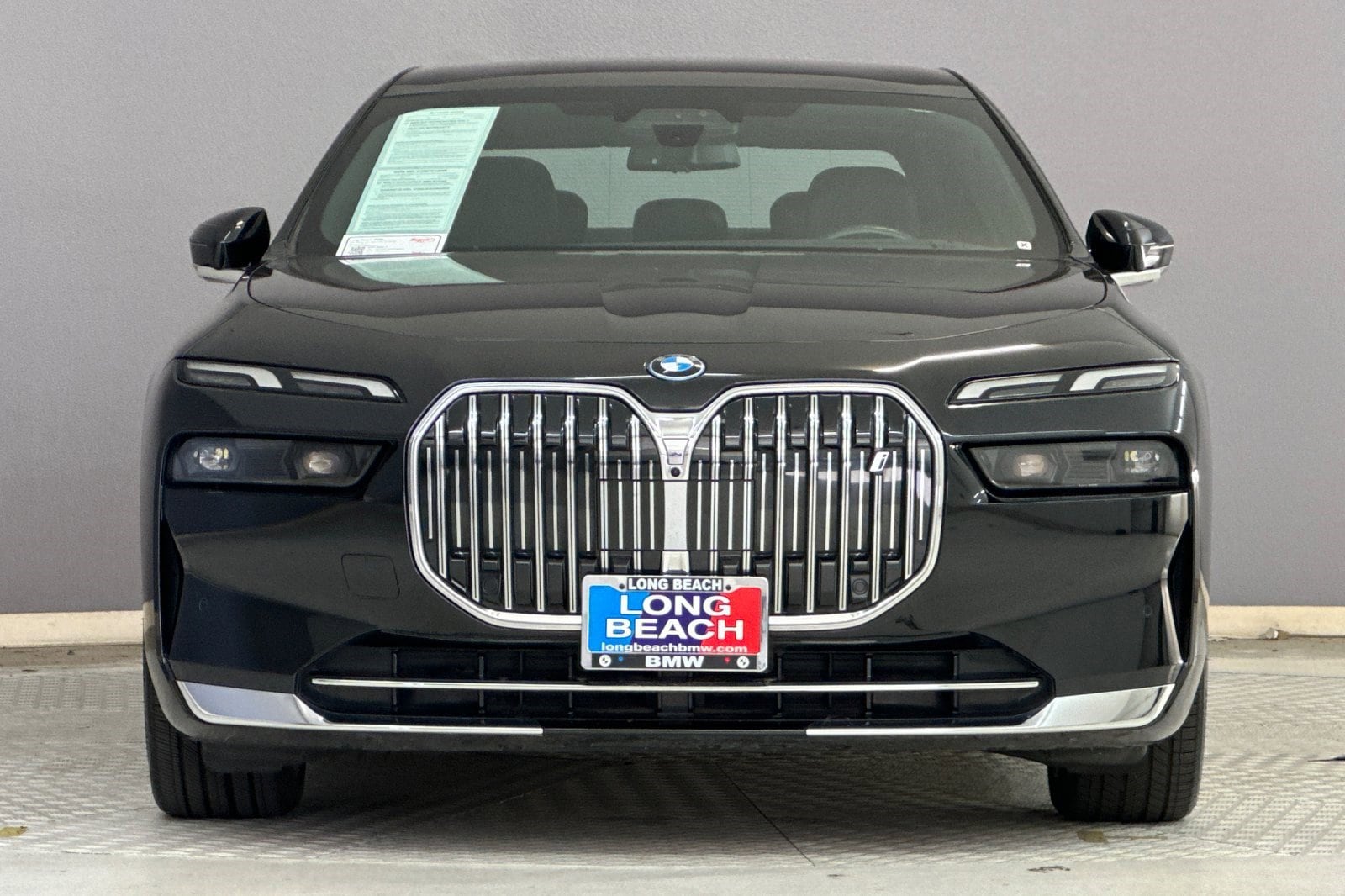 2024 BMW i7 xDrive60 photo 4