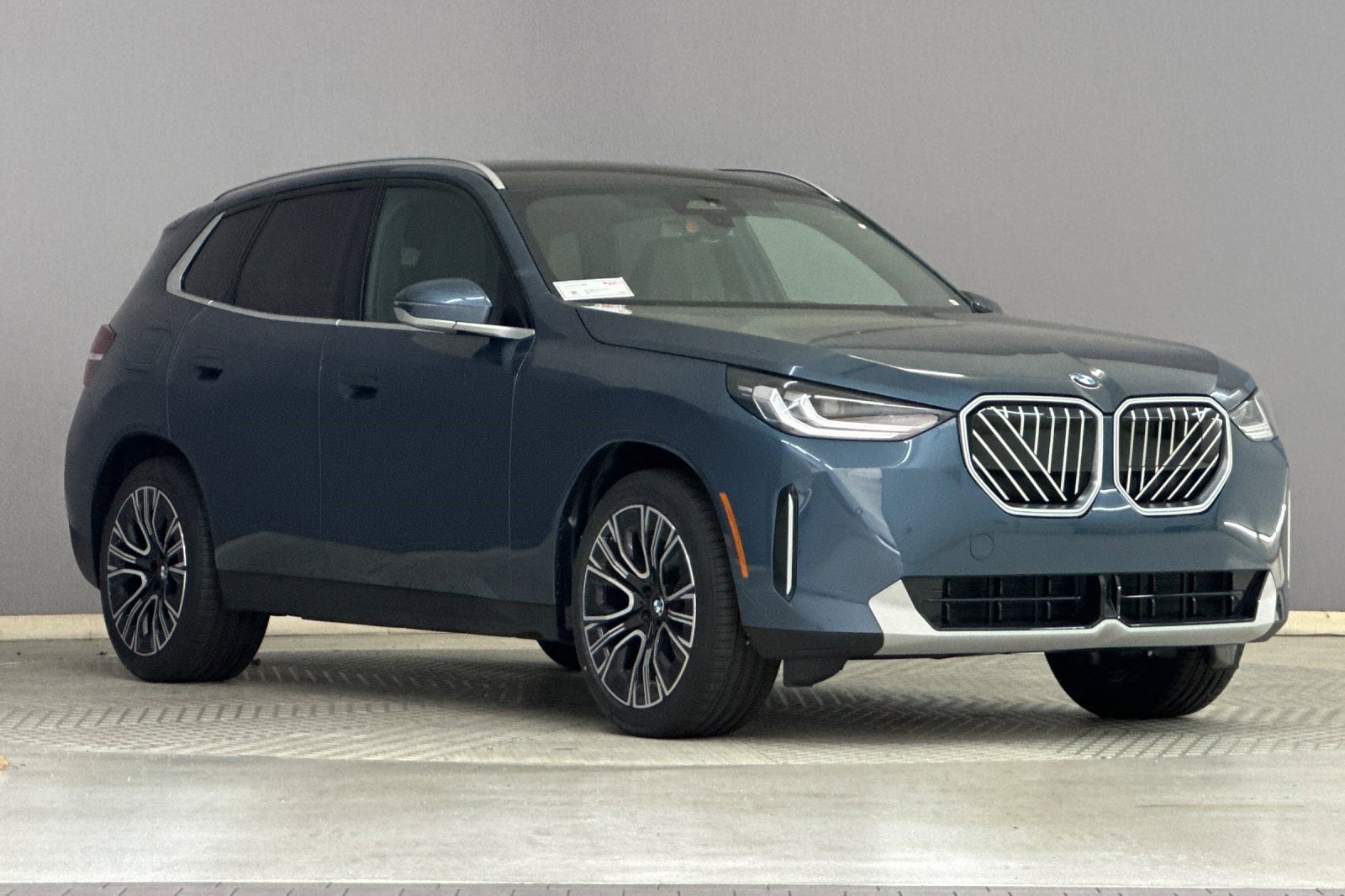 2025 BMW X3 30 xDrive photo 5