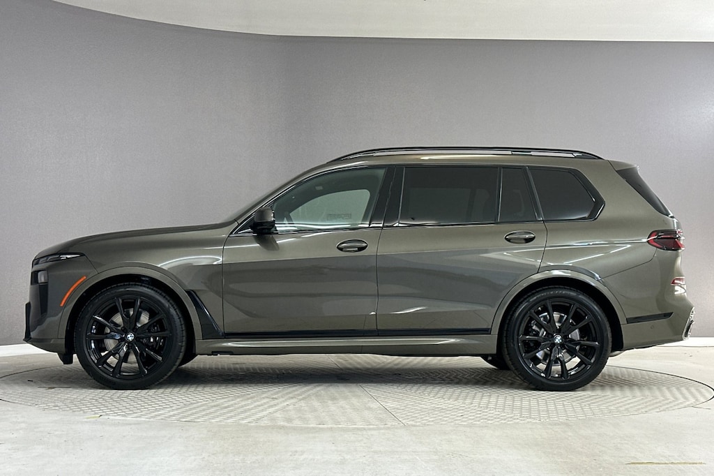 New 2027 BMW X7 xDrive40i SUV