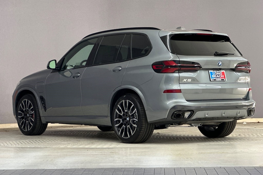 New 2026 BMW X5 PHEV xDrive50e SUV