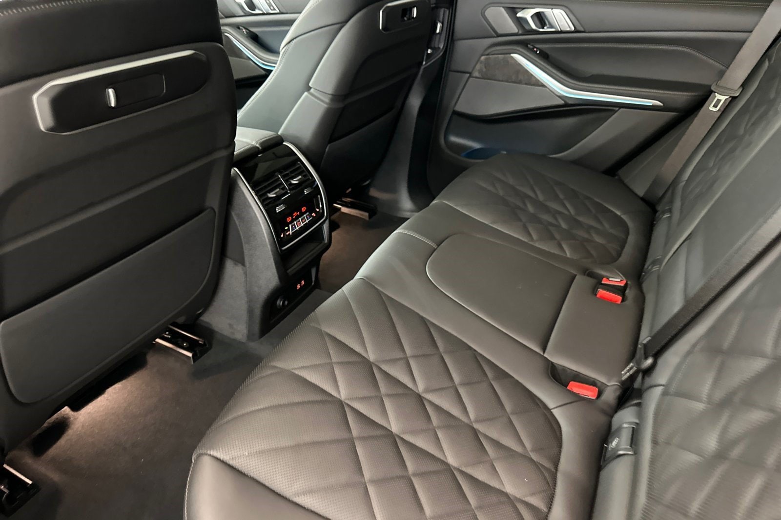 2026 BMW X5 40i - Photo 21