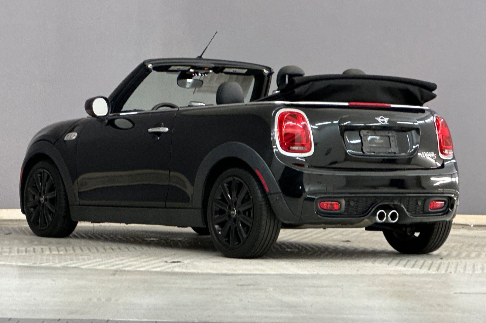 2020 Mini Cooper S Convertible photo 3