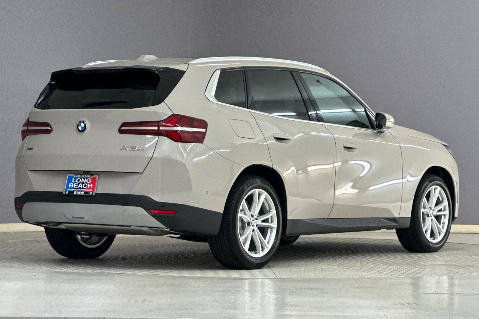2025 BMW X3 30 xDrive photo 3