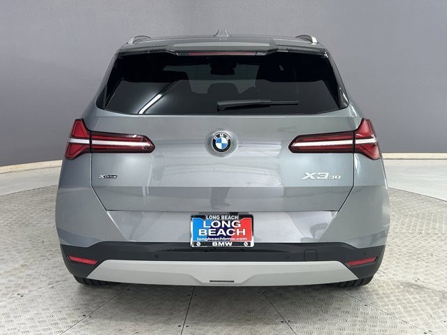 2025 BMW X3 30 xDrive photo 4