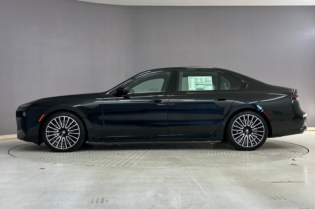 New 2026 BMW 760i xDrive Sedan
