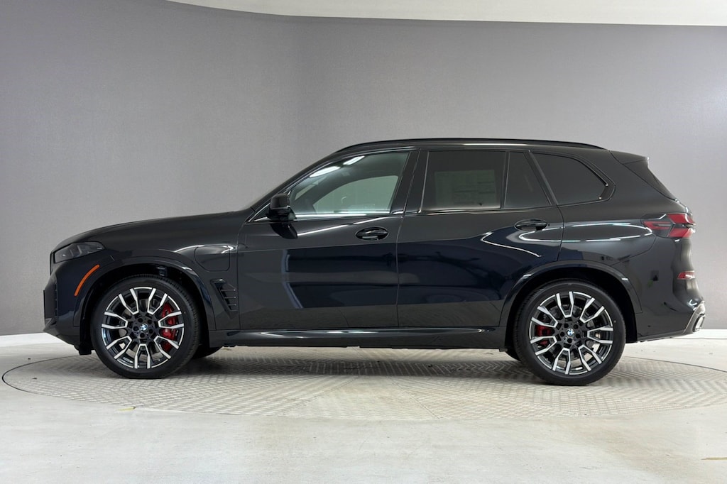 New 2026 BMW X5 PHEV xDrive50e SUV