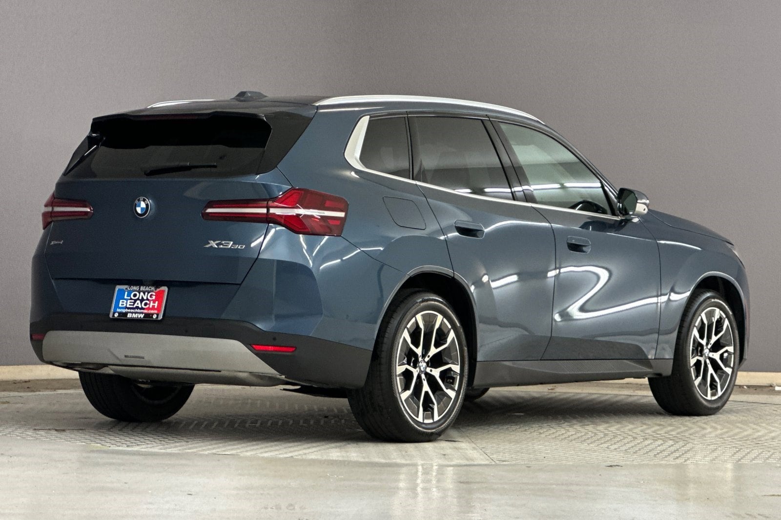 2026 BMW X3 30 xDrive photo 3