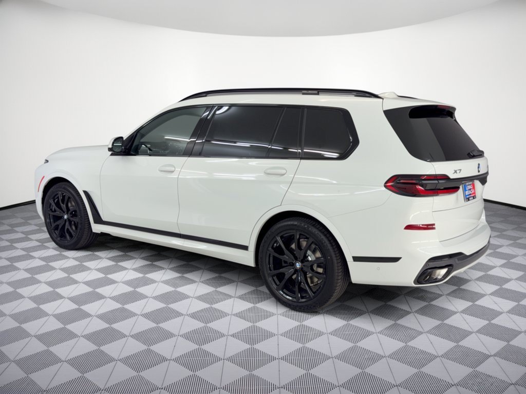 New 2027 BMW X7 xDrive40i SUV