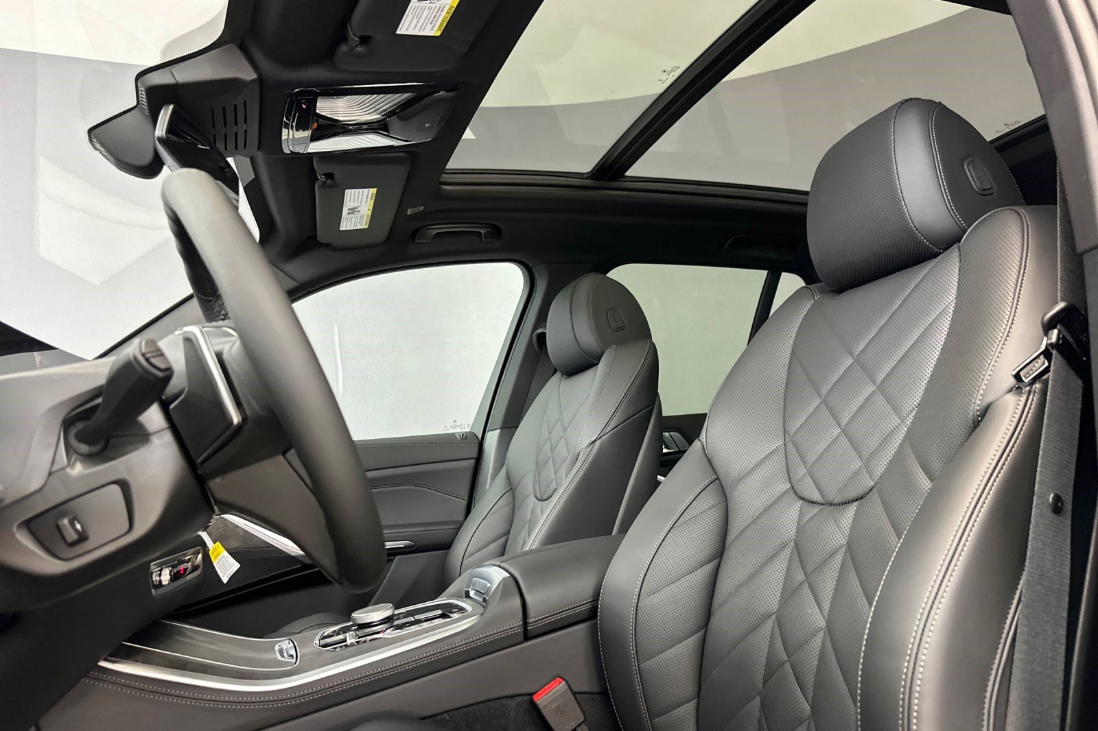 2026 BMW X5 40i - Photo 14