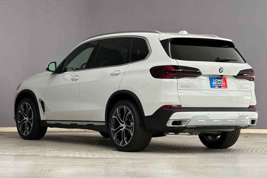 New 2026 BMW X5 sDrive40i SUV