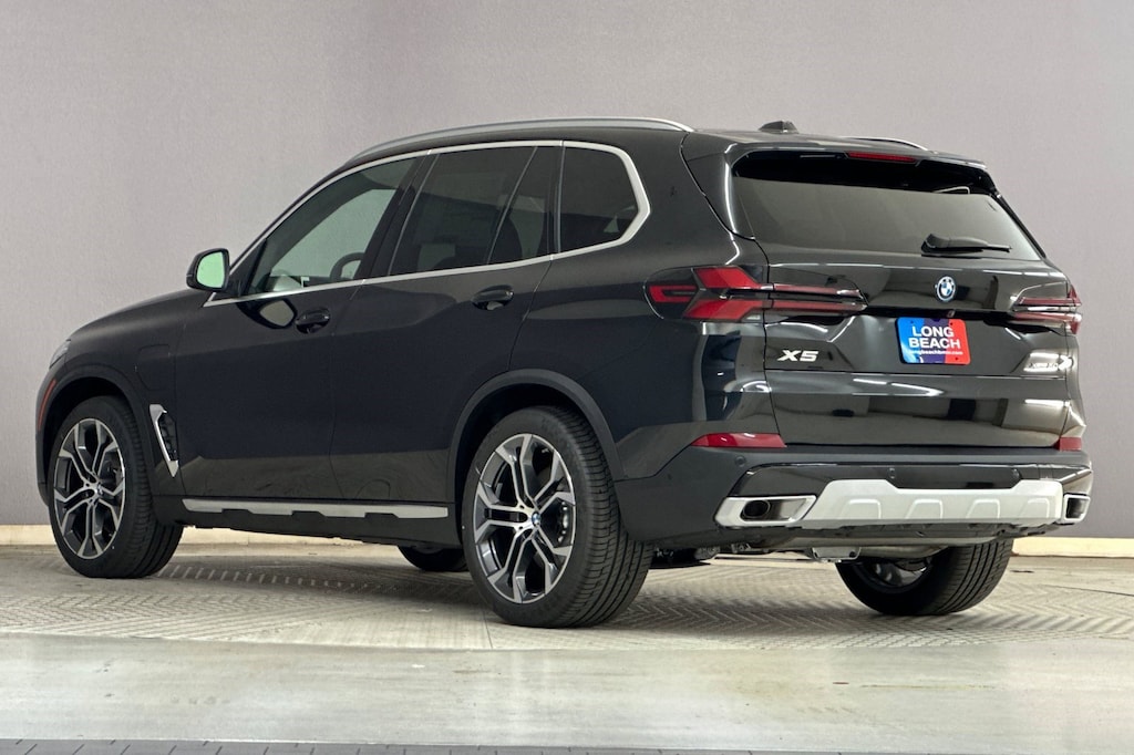 New 2026 BMW X5 PHEV xDrive50e SUV
