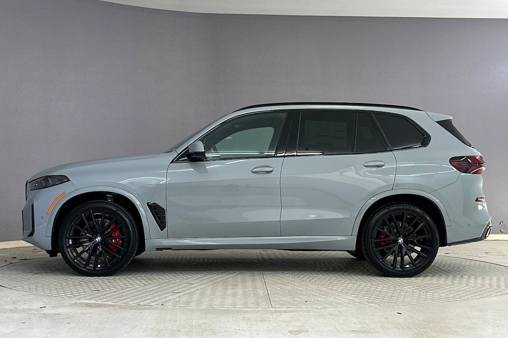 New 2026 BMW X5 sDrive40i SUV