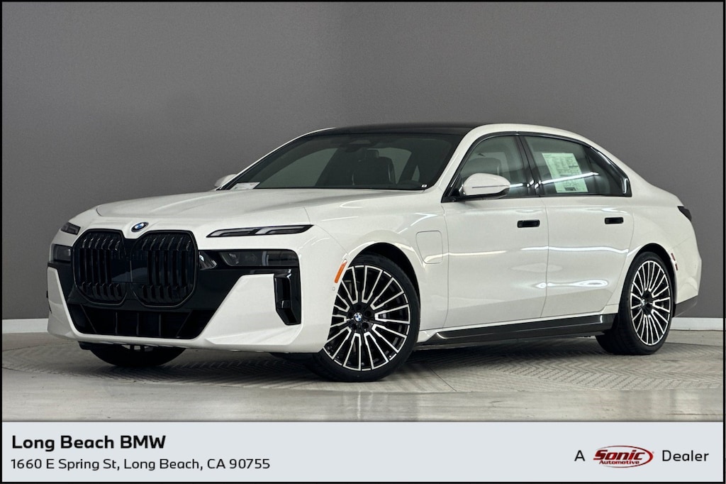 New 2026 BMW 750e xDrive Sedan