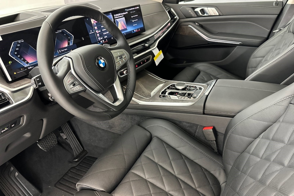 New 2026 BMW X7 xDrive40i SUV
