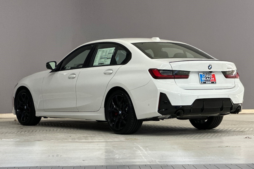 New 2026 BMW 330i Sedan