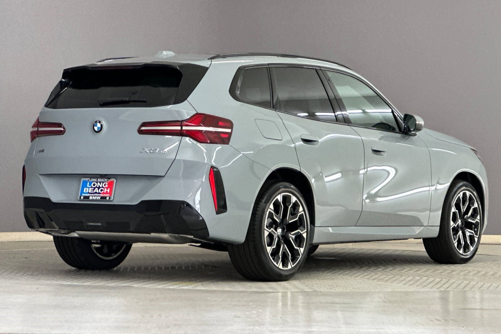 2025 BMW X3 30 xDrive photo 3