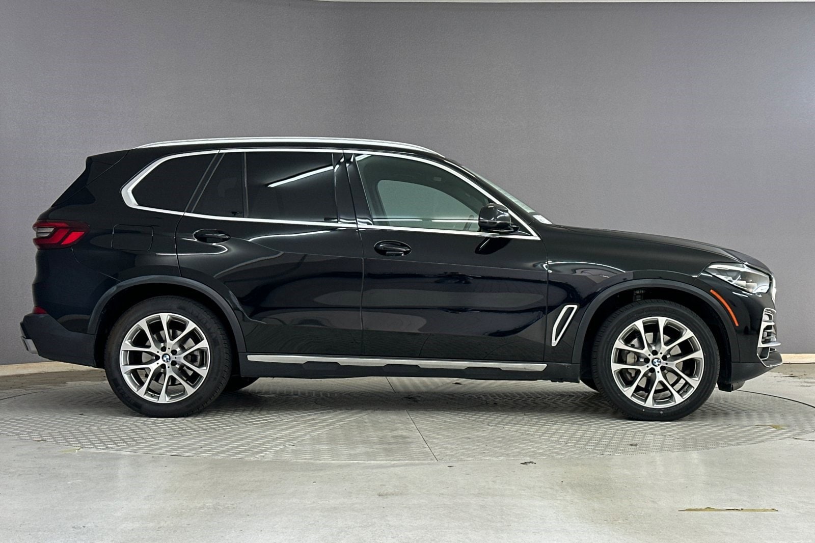 2022 BMW X5 sDrive40i photo 6