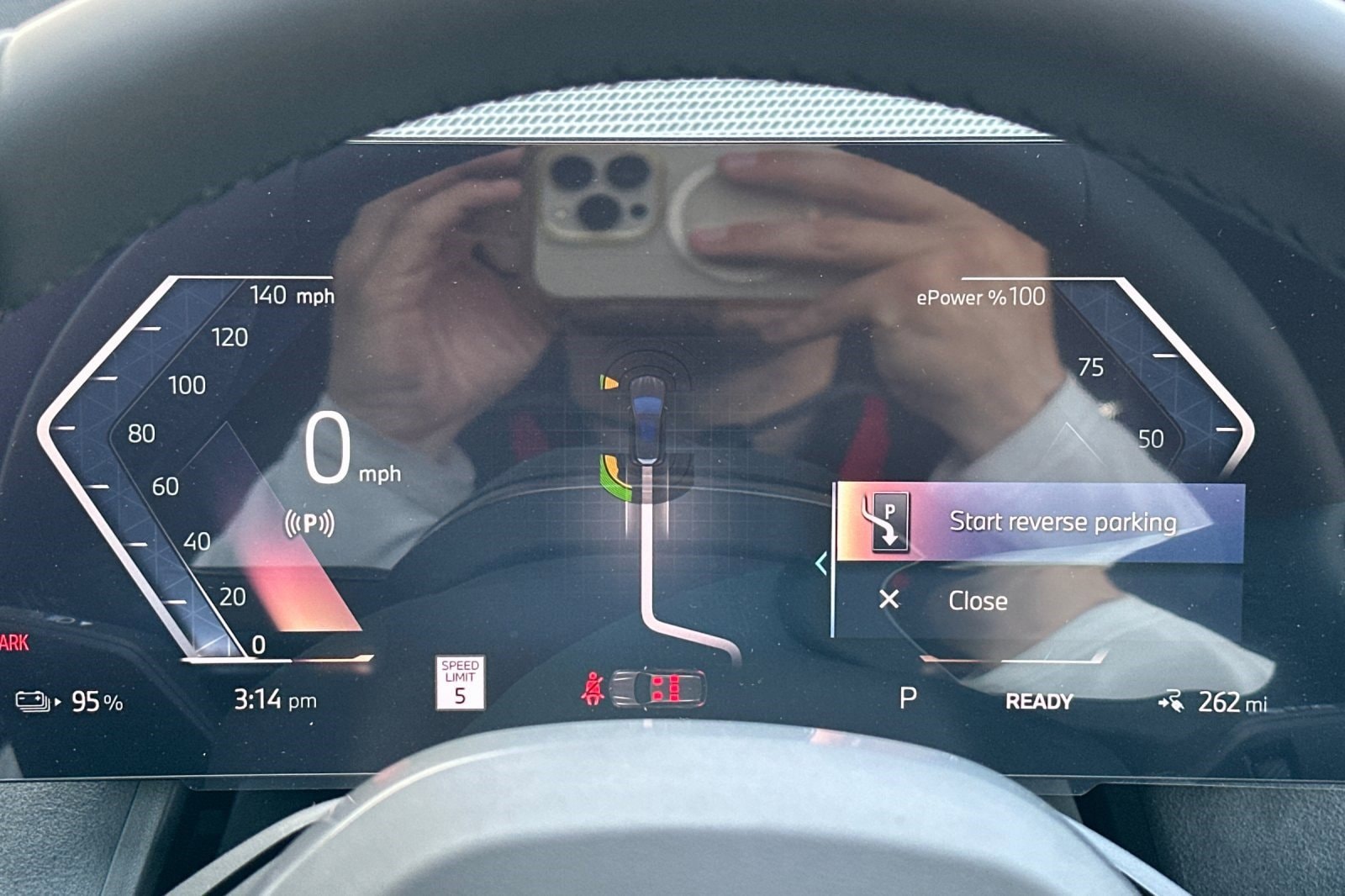 2026 BMW iX 45 - Photo 18