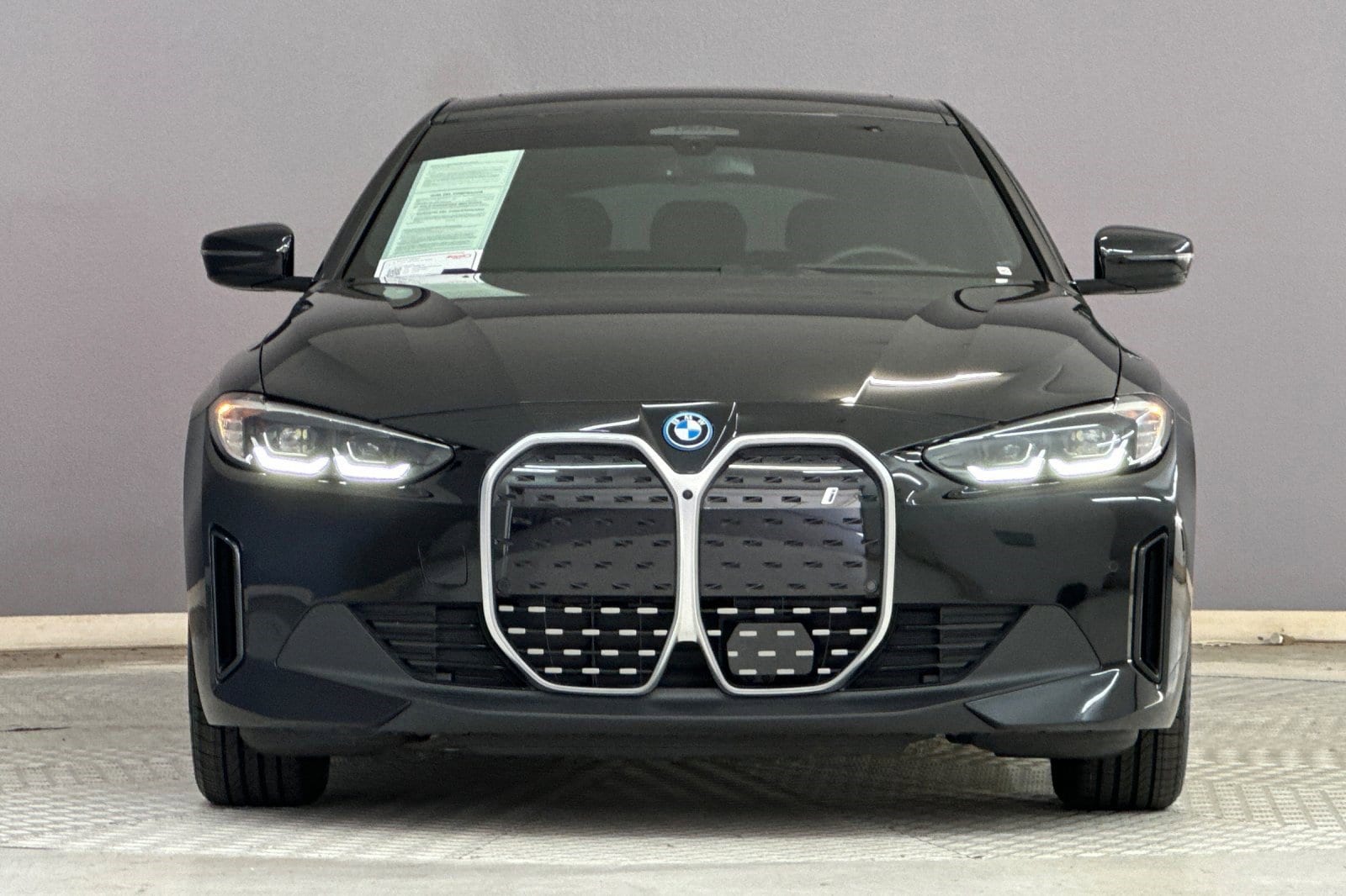 2024 BMW i4 eDrive35 photo 4