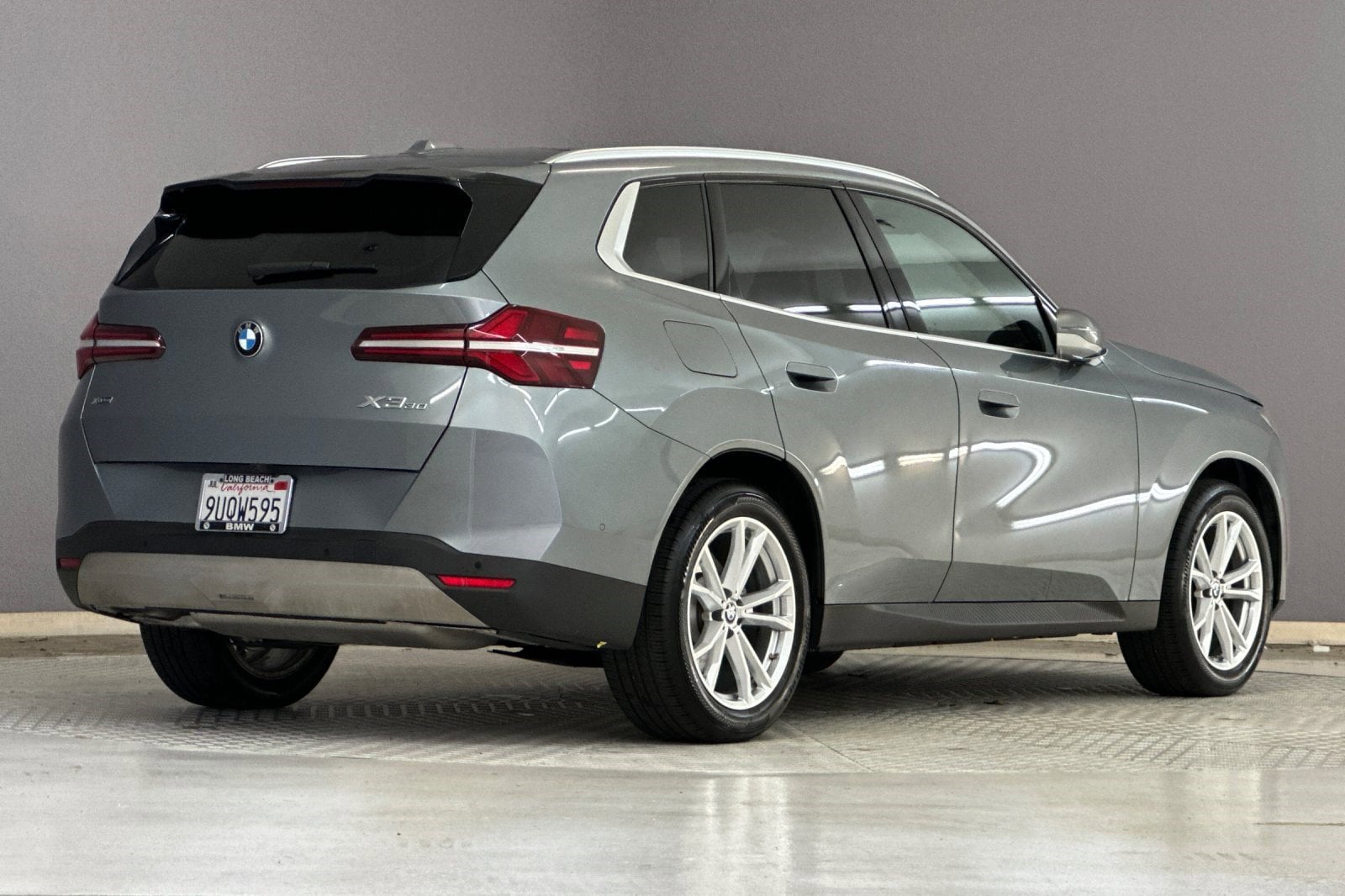 2025 BMW X3 30 xDrive photo 3