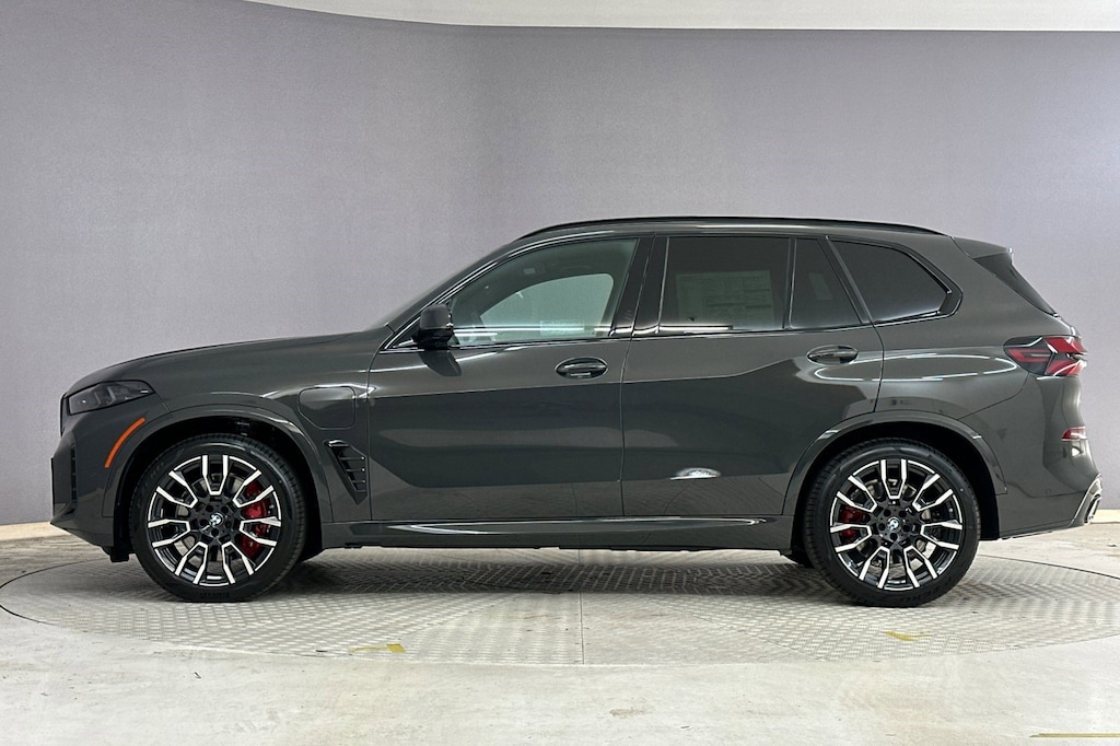 New 2026 BMW X5 PHEV xDrive50e SUV