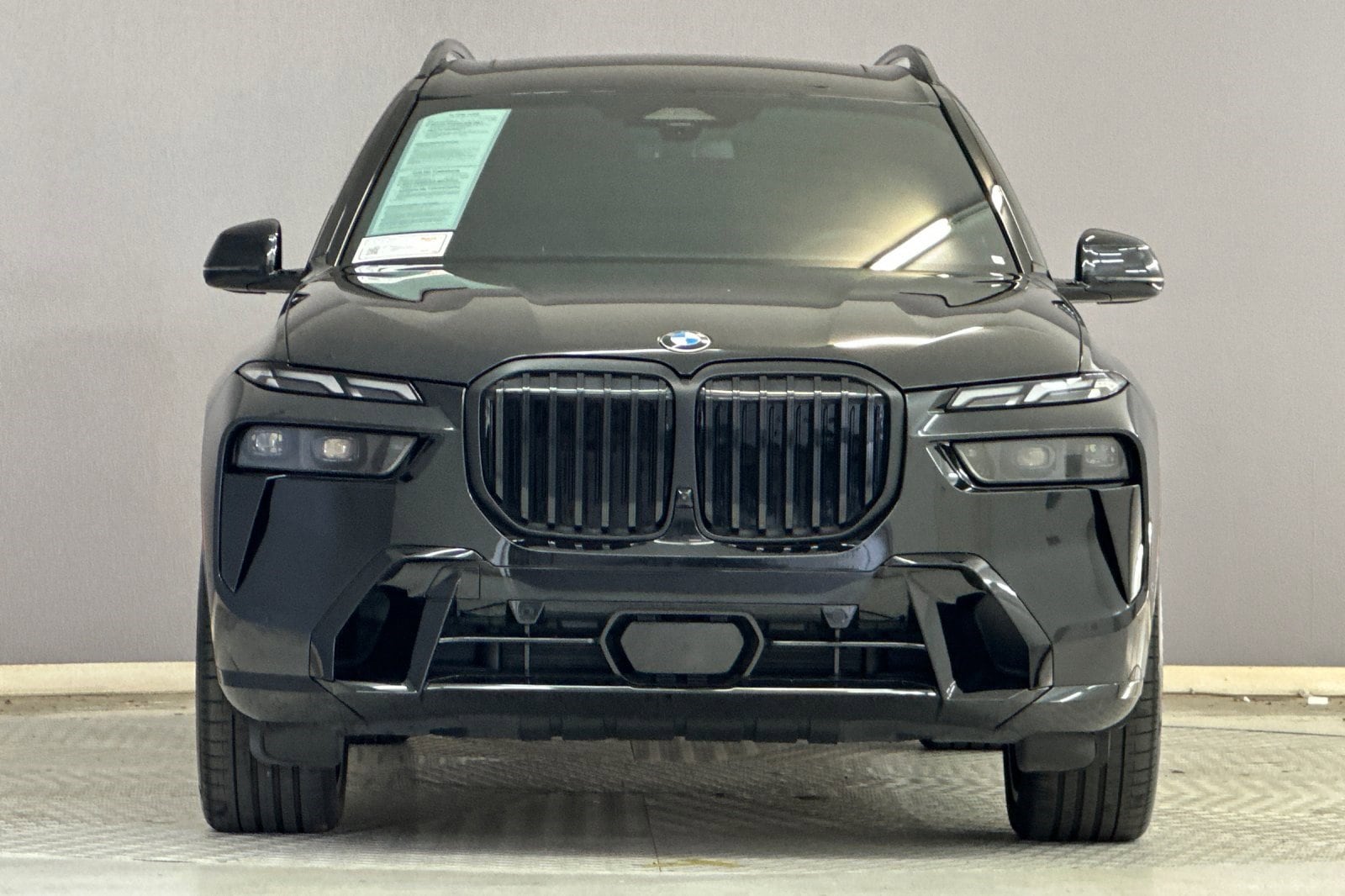 2025 BMW X7 xDrive40i photo 4