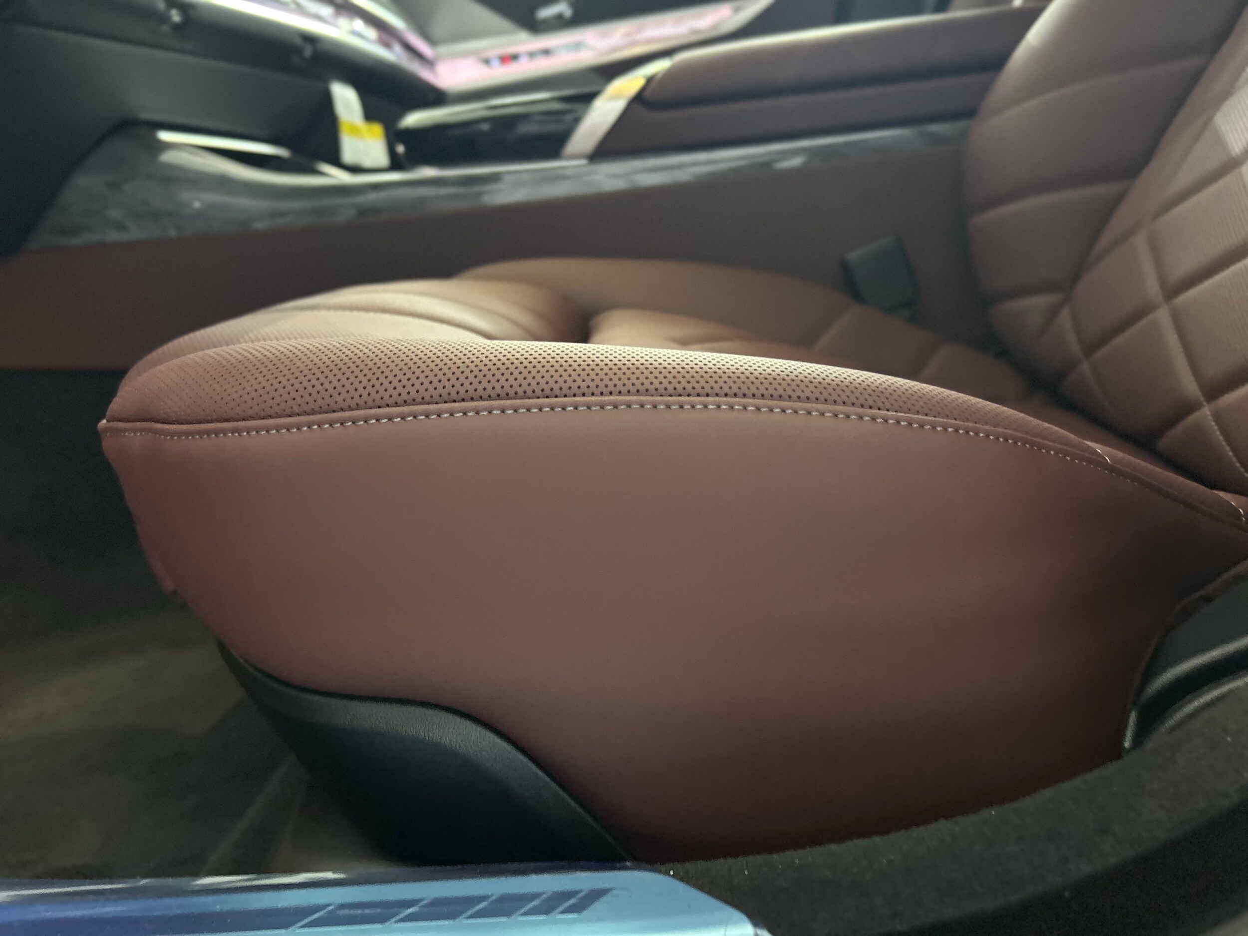 2025 Bmw i7 xDrive60 photo 2