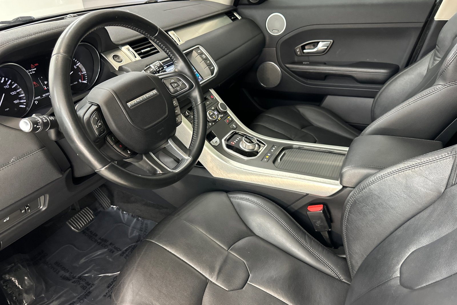2015 Land Rover Range Rover Evoque Pure photo 3
