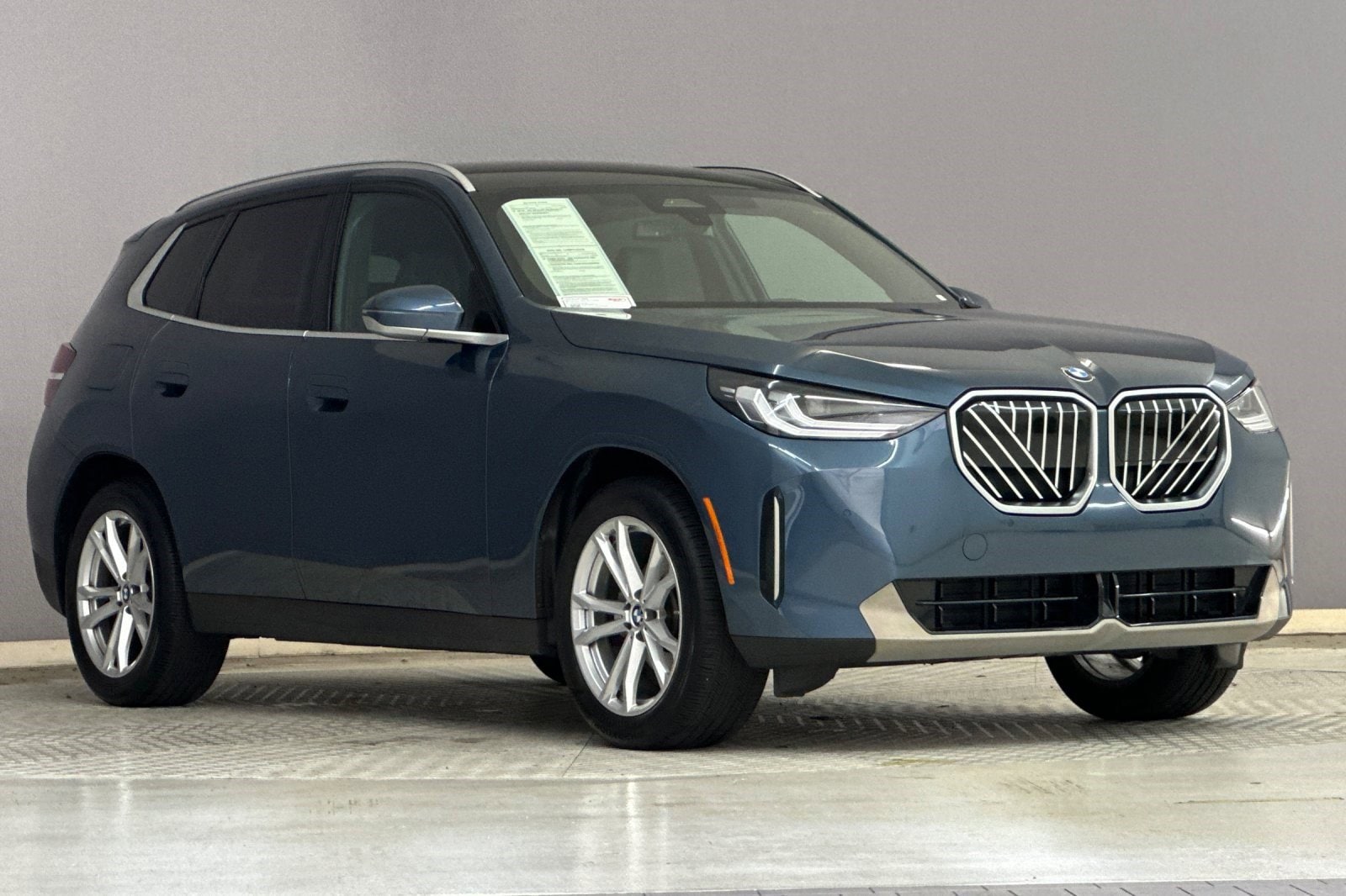2025 BMW X3 30 xDrive photo 5