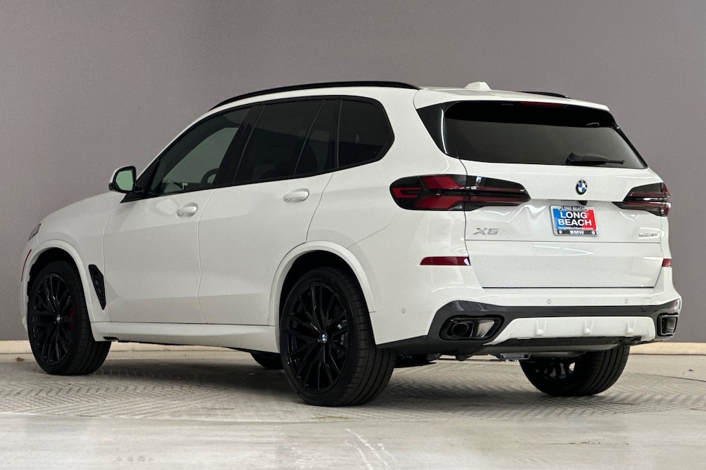 New 2026 BMW X5 sDrive40i SUV