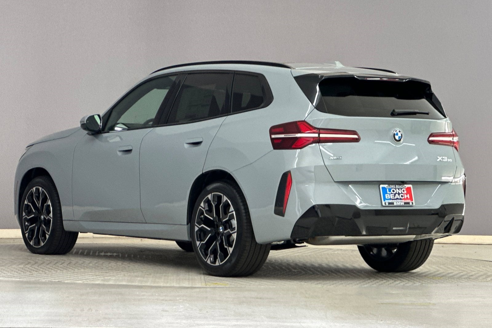 2025 BMW X3 30 xDrive photo 2