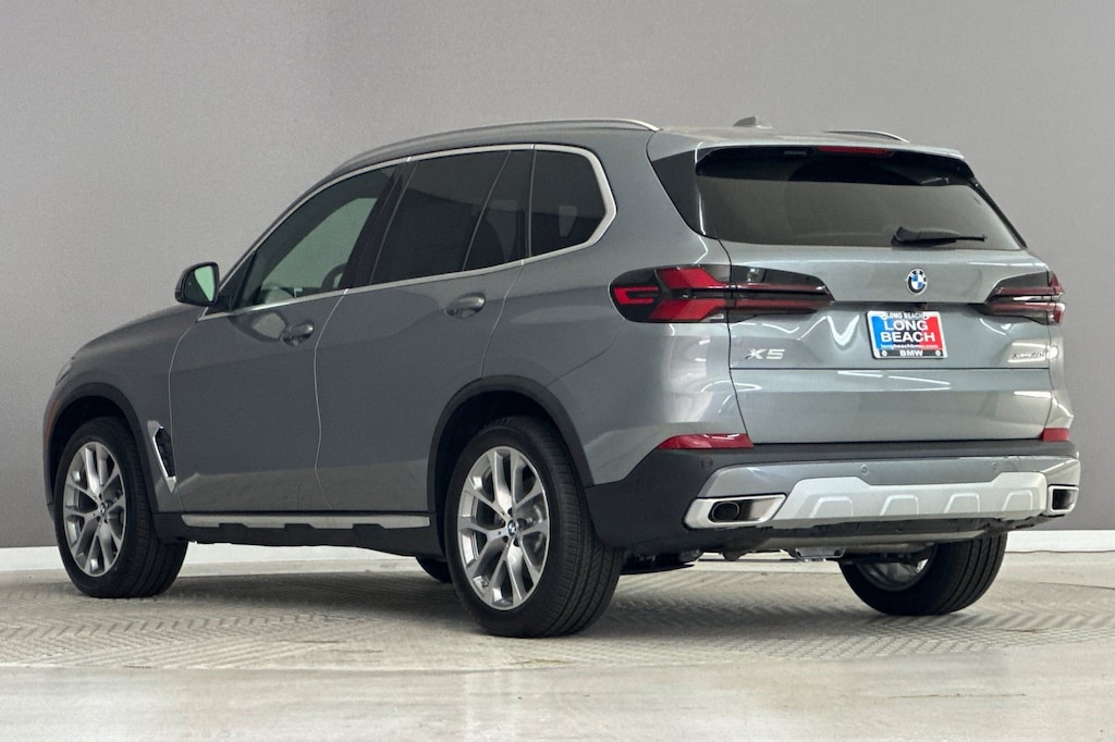 New 2026 BMW X5 xDrive40i SUV