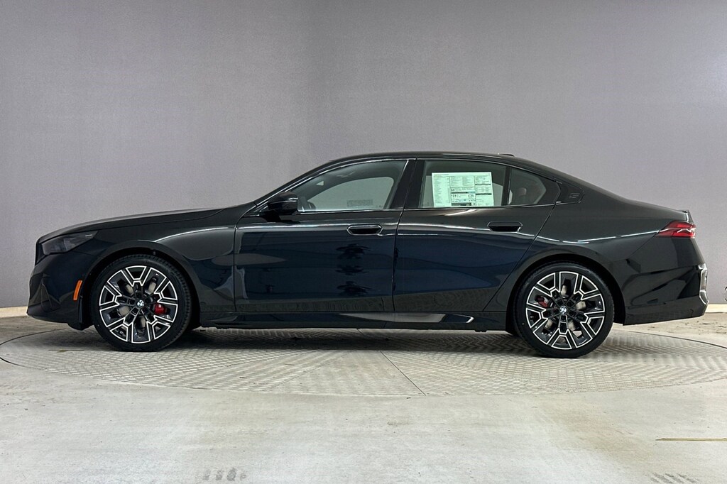 New 2026 BMW 530i Sedan