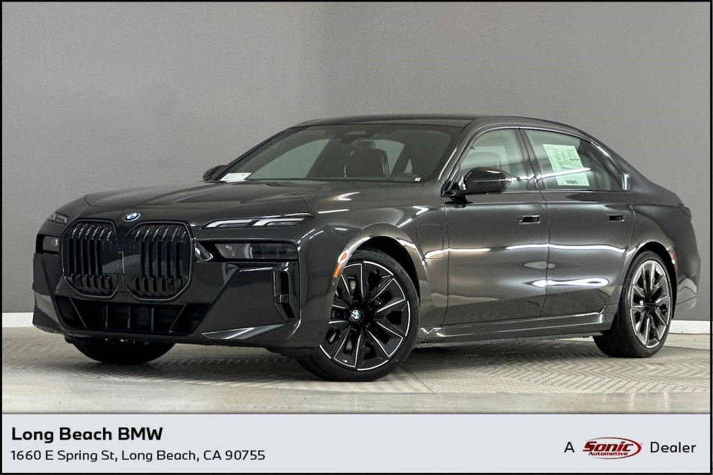 New 2026 BMW 750e xDrive Sedan