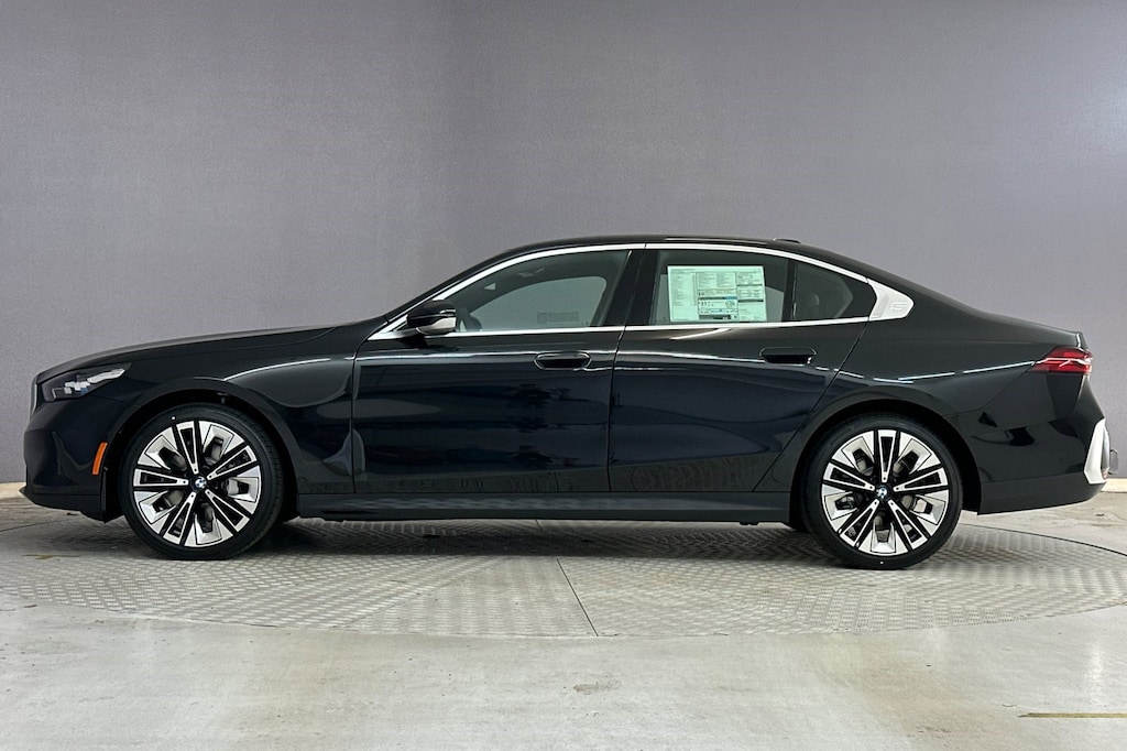 New 2026 BMW 530i Sedan