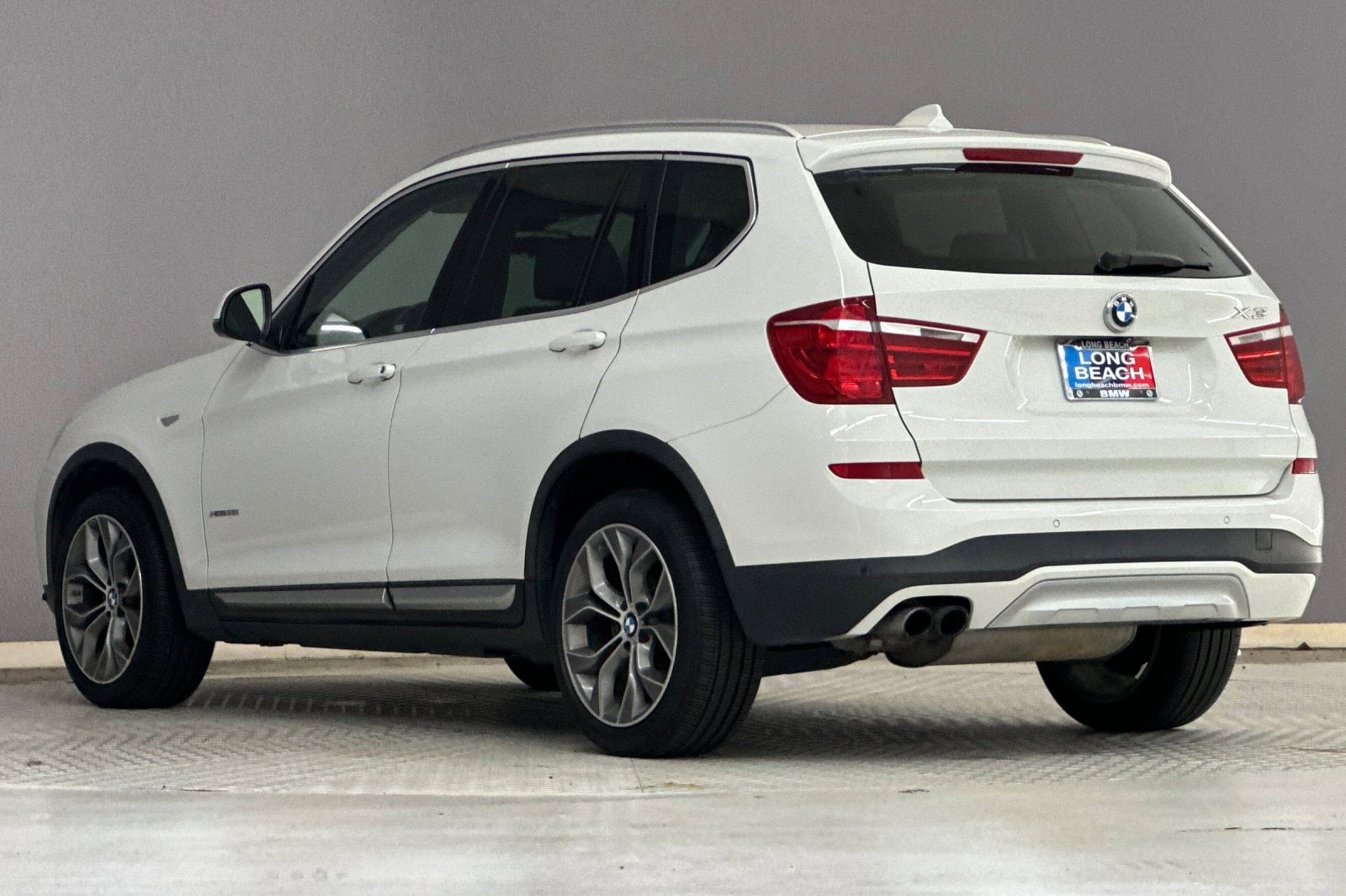 2017 BMW X3 xDrive35i photo 2