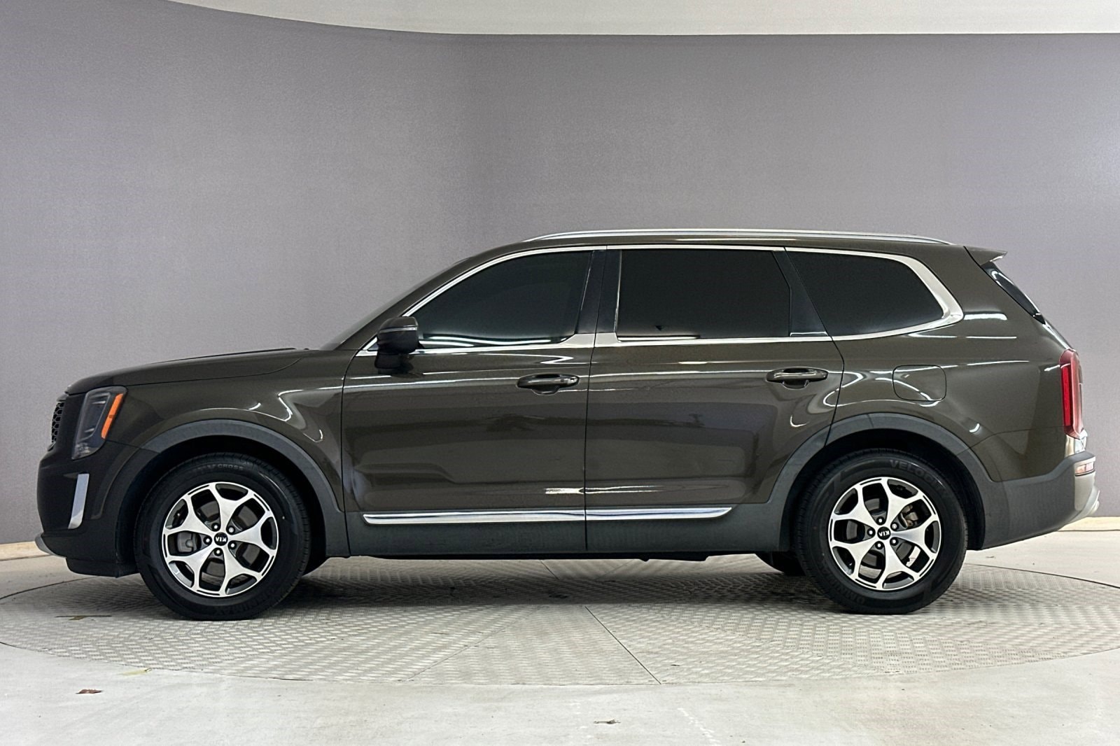 Used 2020 Kia Telluride EX with VIN 5XYP34HC0LG003197 for sale in Long Beach, CA