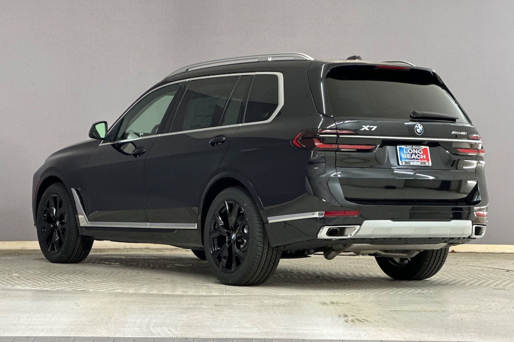 New 2026 BMW X7 xDrive40i SUV