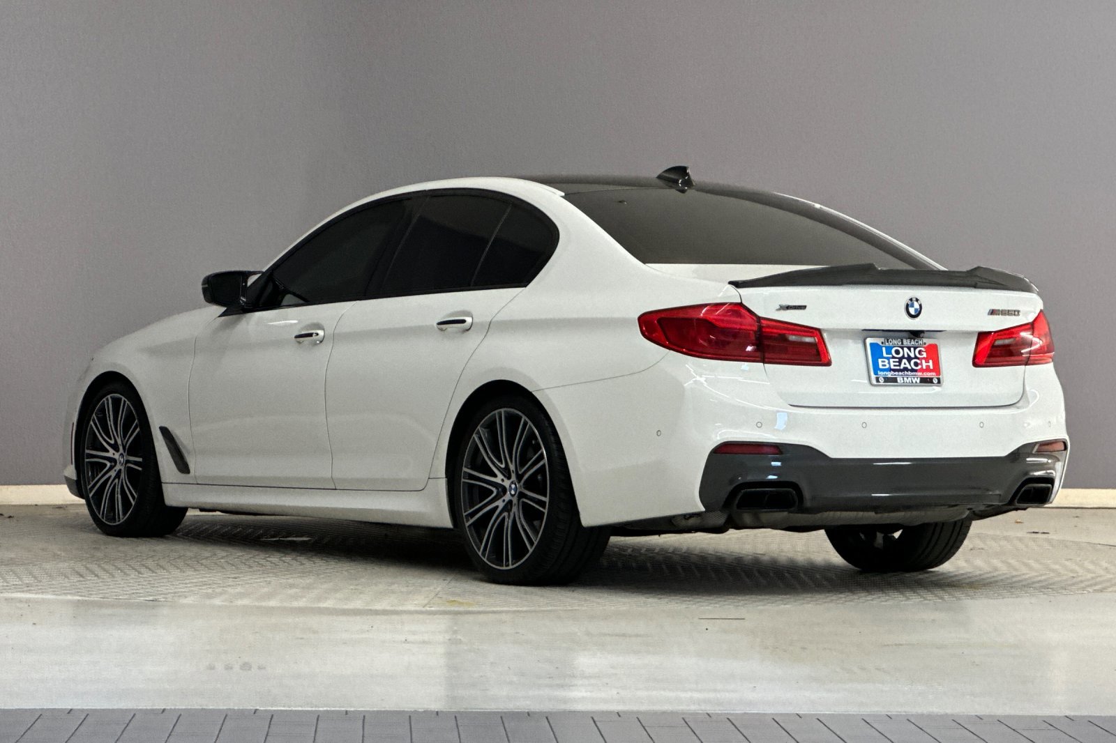 2018 Bmw M550i xDrive Sedan photo 2