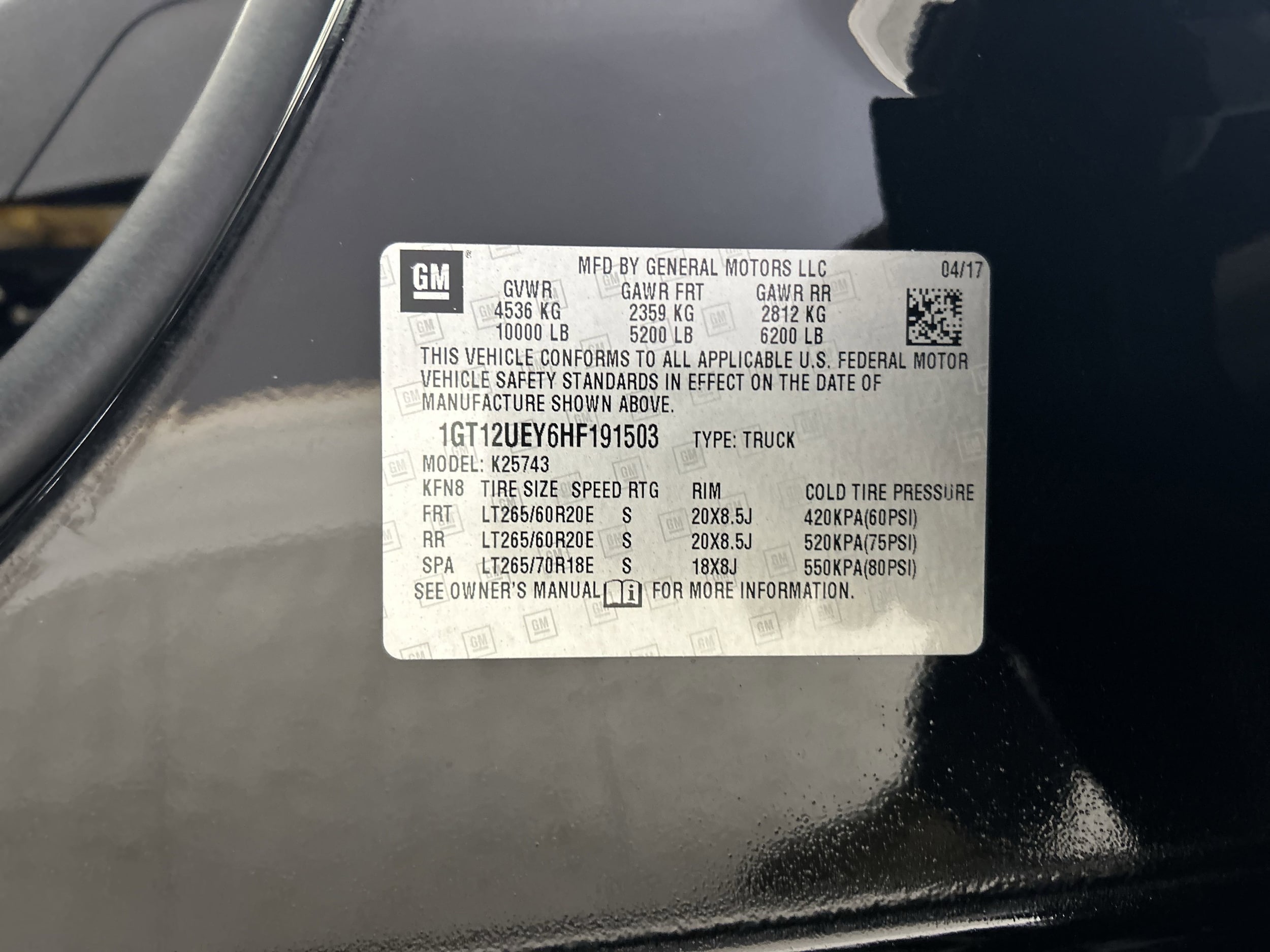 Used 2017 GMC Sierra 2500 Denali HD Denali with VIN 1GT12UEY6HF191503 for sale in Long Beach, CA