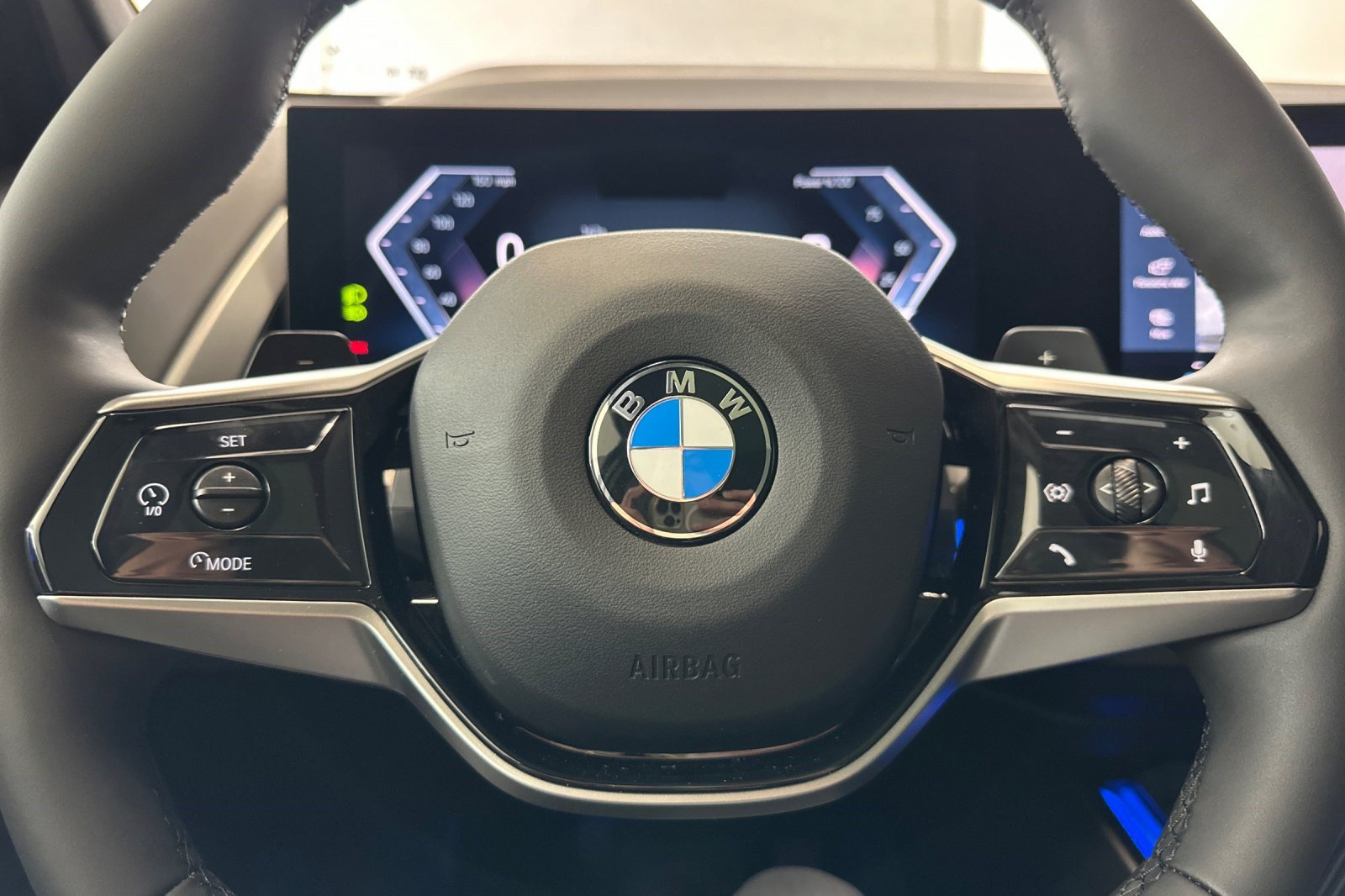 2026 BMW X3 30 - Photo 15