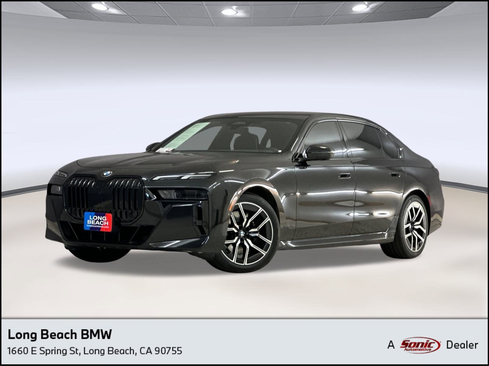 2023 BMW 7 Series 740i's photo